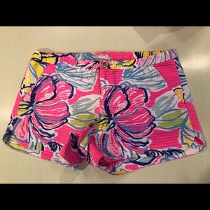 Lilly Pulitzer shorts. Size 2. Bright pink pattern